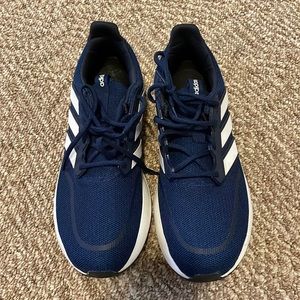 Blue Adidas mens tennis shoe